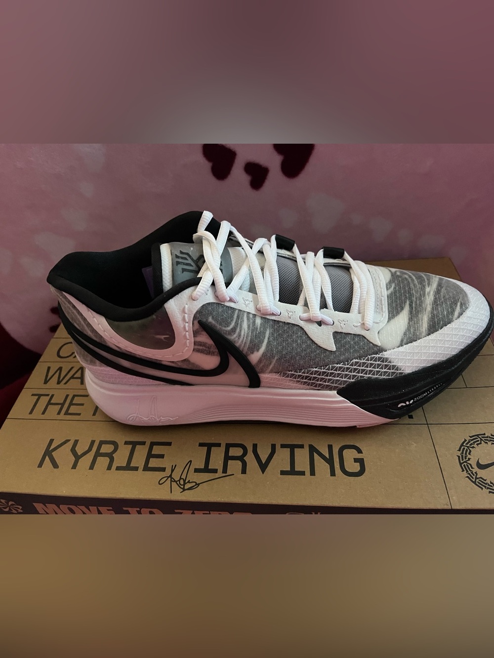 Nike Kyrie 8 White Black Basketball Sneaker